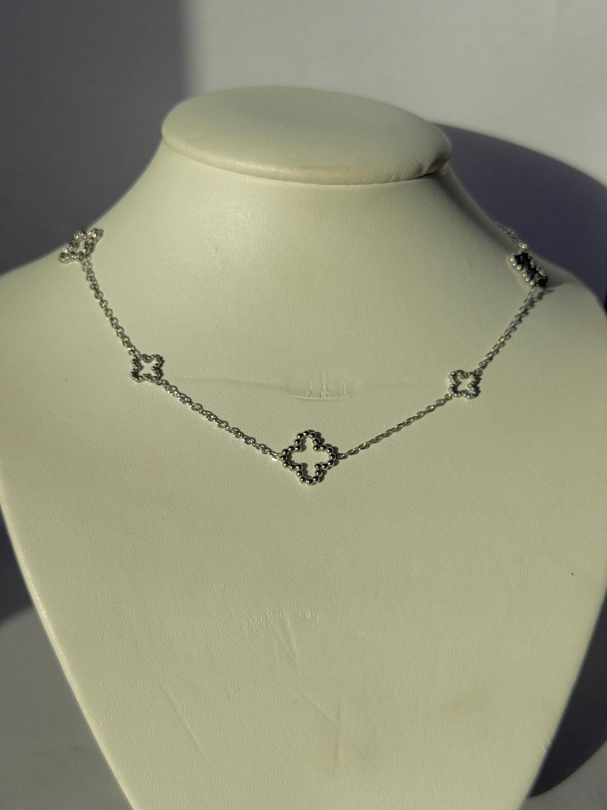 Collier Victoria
