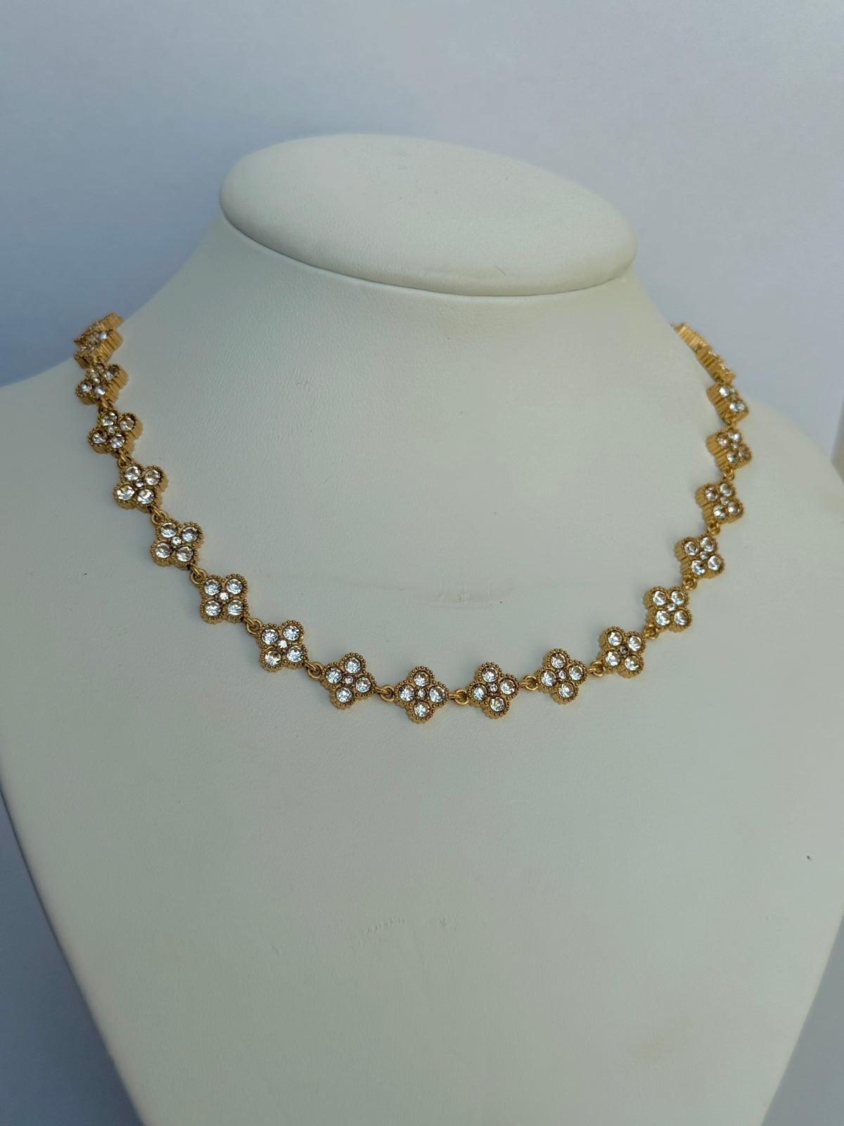 Collier Nora